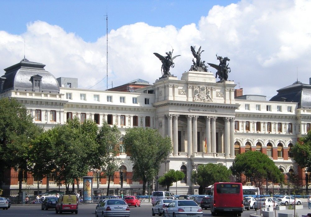 El presupuesto del Ministerio de Agricultura para 2022 asciende a 8.934,5 millones de euros, 438,36 millones más que el año anterior