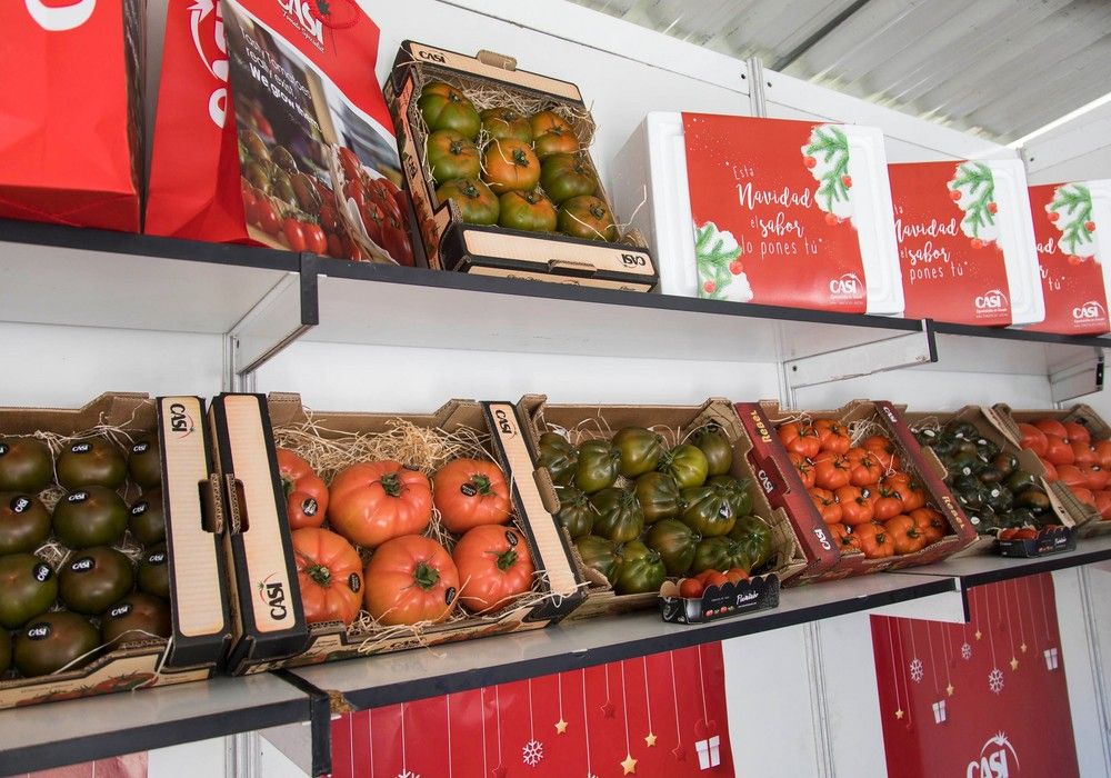 Los productos de ‘Sabores Almería’ deslumbran a los miles de visitantes que recorren la Rambla de Almería
