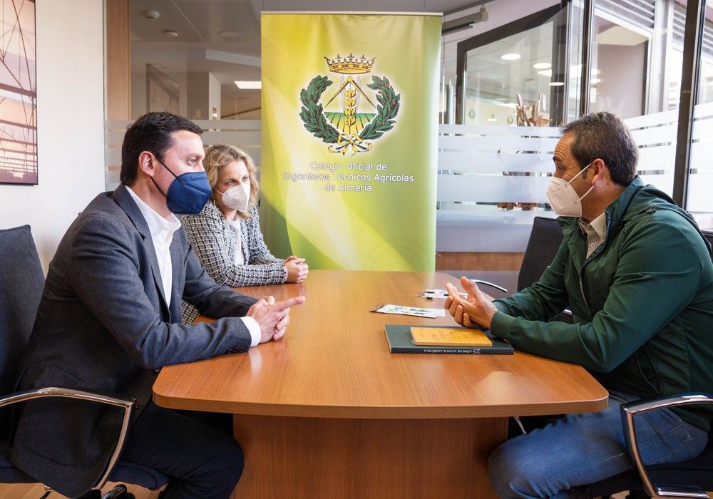 Diputación y el Colegio de Ingenieros Técnicos Agrícolas estudian acciones para atender las necesidades del campo almeriense