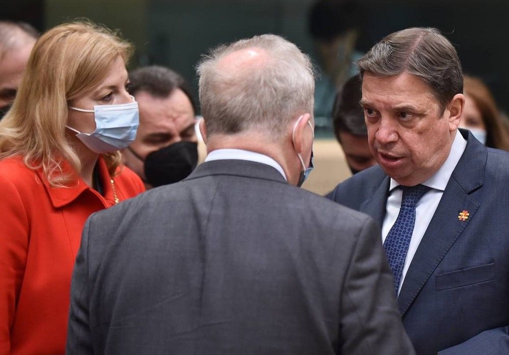 España obtiene 64,5 millones de euros del fondo de crisis activado por la Comisión Europea para apoyar a agricultores y ganaderos