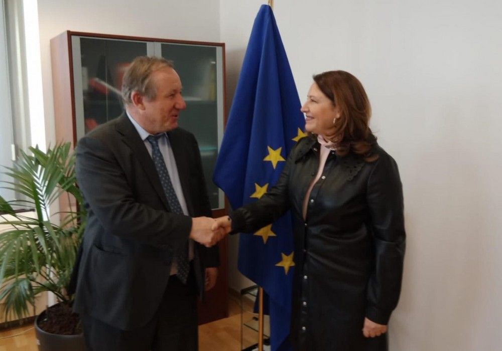 Carmen Crespo plantea a Europa eximir el requisito del 25% de ingresos agrarios para que el agricultor activo cobre la PAC de 2023