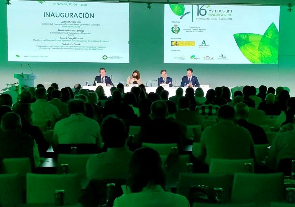 Crespo destaca la apuesta del campo andaluz por las buenas prácticas agrícolas
