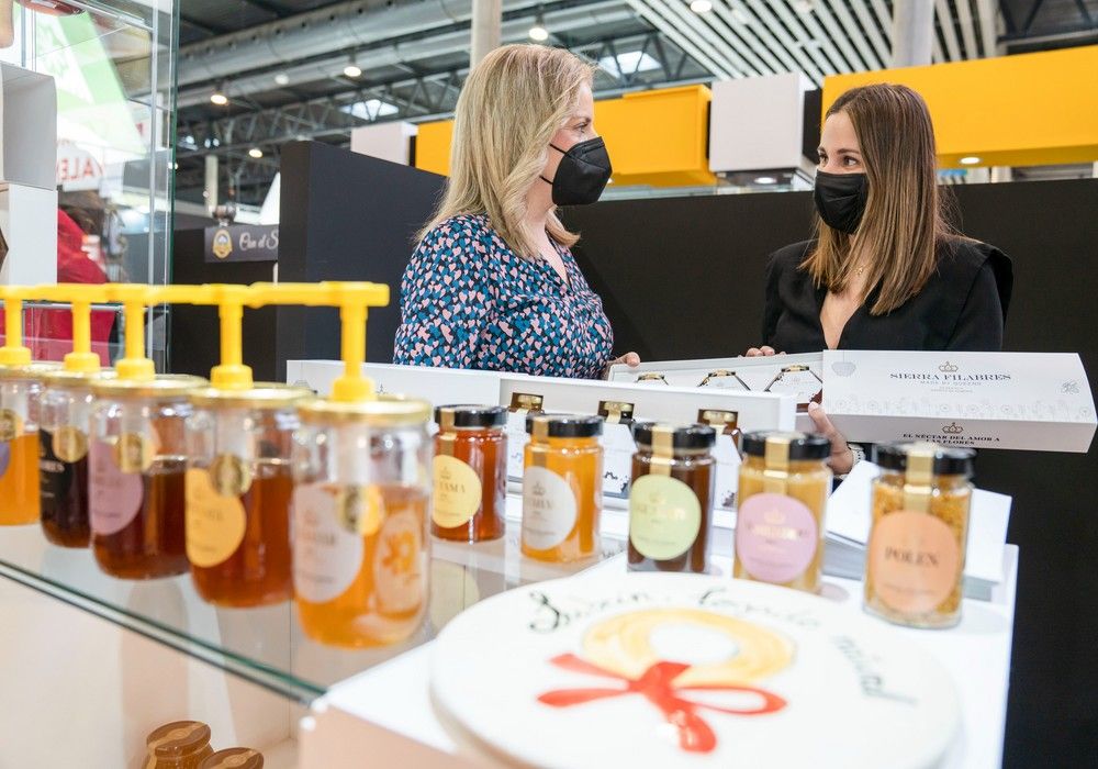 Las empresas de ‘Sabores Almería’ se abren a nuevos mercados de Europa y Asia durante su experiencia en Alimentaria 2022