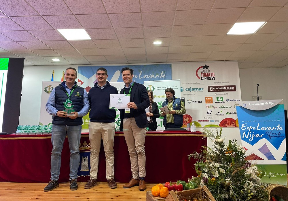 Grupo Agroponiente abre con éxito su participación en la XV Expo Levante Níjar, con un stand repleto de visitantes