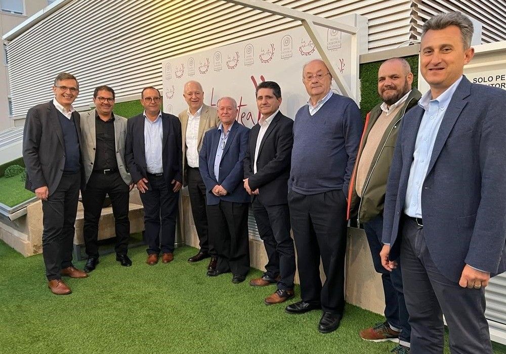 ANECOOP reúne a sus socios de Almería para hacer análisis de la campaña