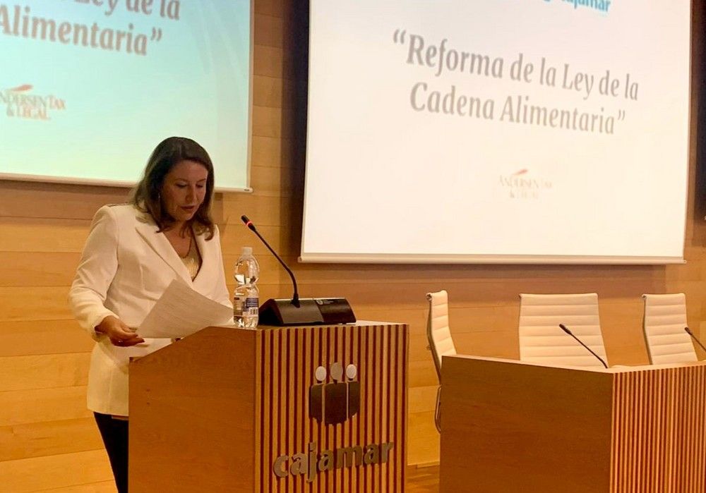 Carmen Crespo advierte que “si la Ley de Cadena Alimentaria no es posibilista para el sector agrario, habrá que reformarla”