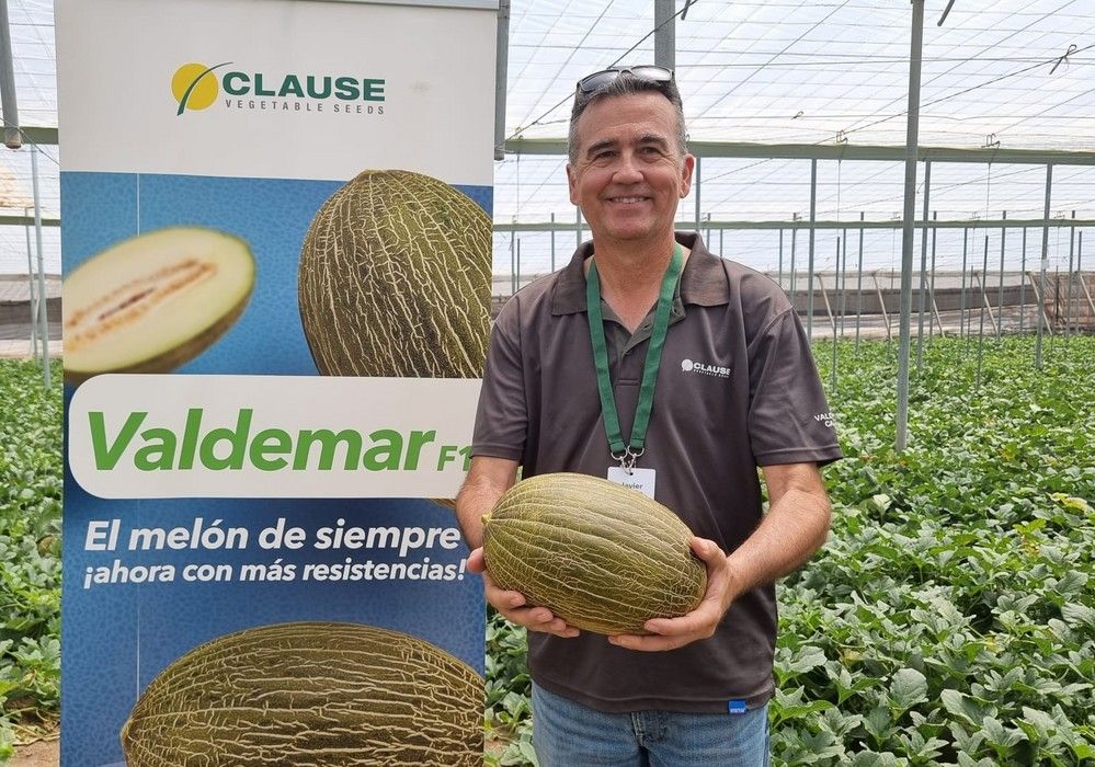 Valdemar F1 presume de producción y sanidad de planta en unas jornadas en Adra
