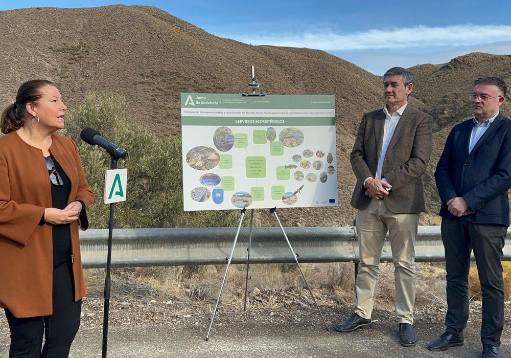 La restauración del río Adra, que se encuentra al 80% de ejecución, concluirá en 2023