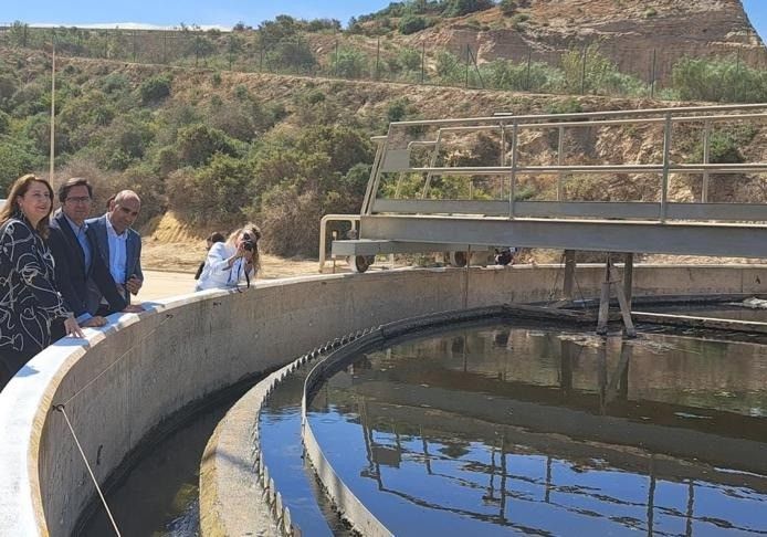 La consejera de Agua realiza una visita técnica a la EDAR de Balerma, que proporcionará aguas regeneradas a los regantes