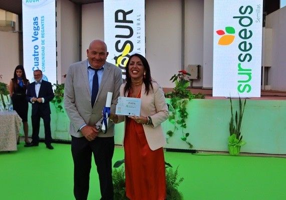El IFAPA reconocido por su trayectoria en la investigación y formación de agricultores