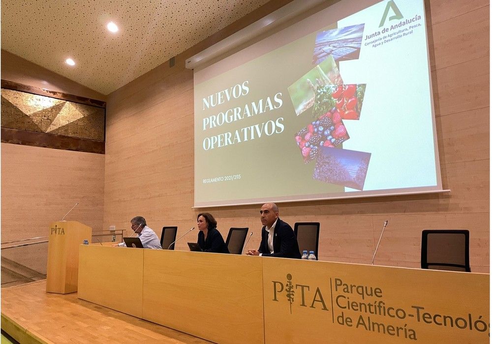 La Consejería informa a las OPFH de los cambios asociados a la nueva ley de subvenciones y la PAC