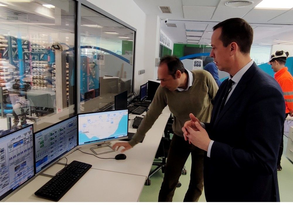 En torno a 20.000 agricultores se benefician en Almería de la bonificación del agua desalada