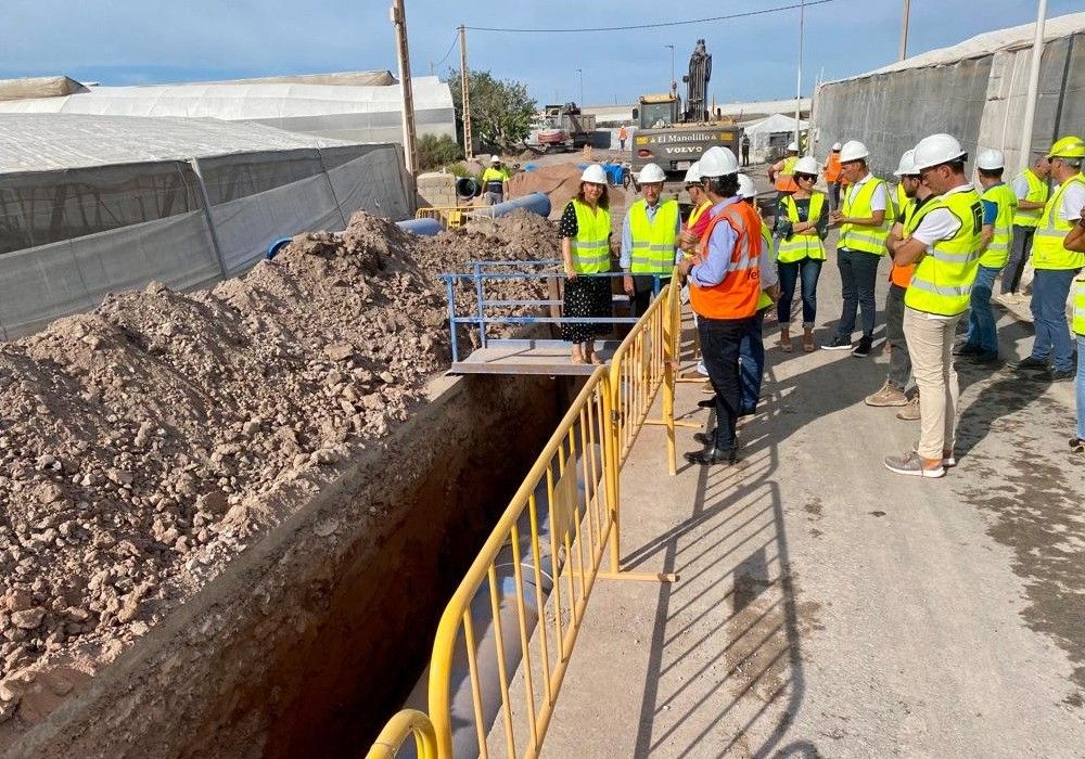 Crespo destaca la garantía hídrica para Roquetas con las obras de conexión al agua desalada