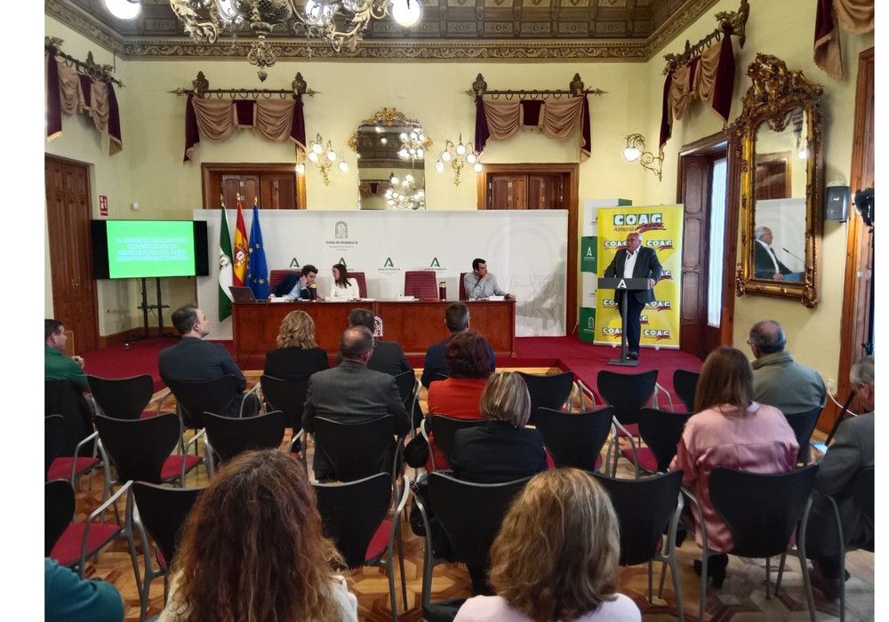Los efectos del cambio climático provocarán pérdidas de más de mil millones de euros en el campo almeriense