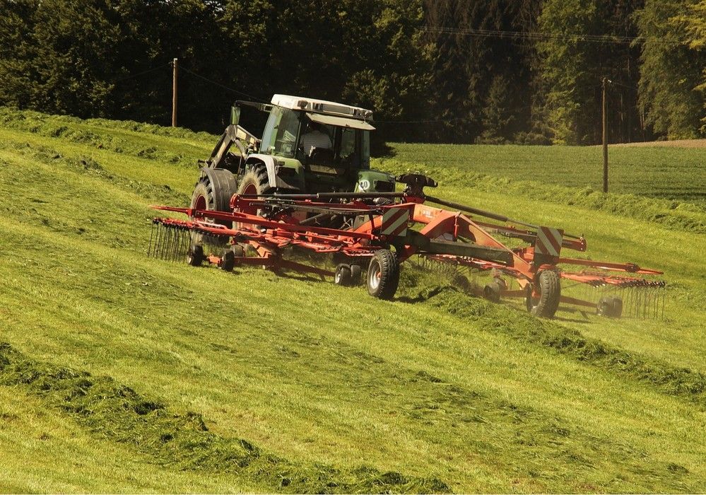 Más de mil agricultores y ganaderos se benefician del Plan Renove 2023 para la compra de maquinaria nueva