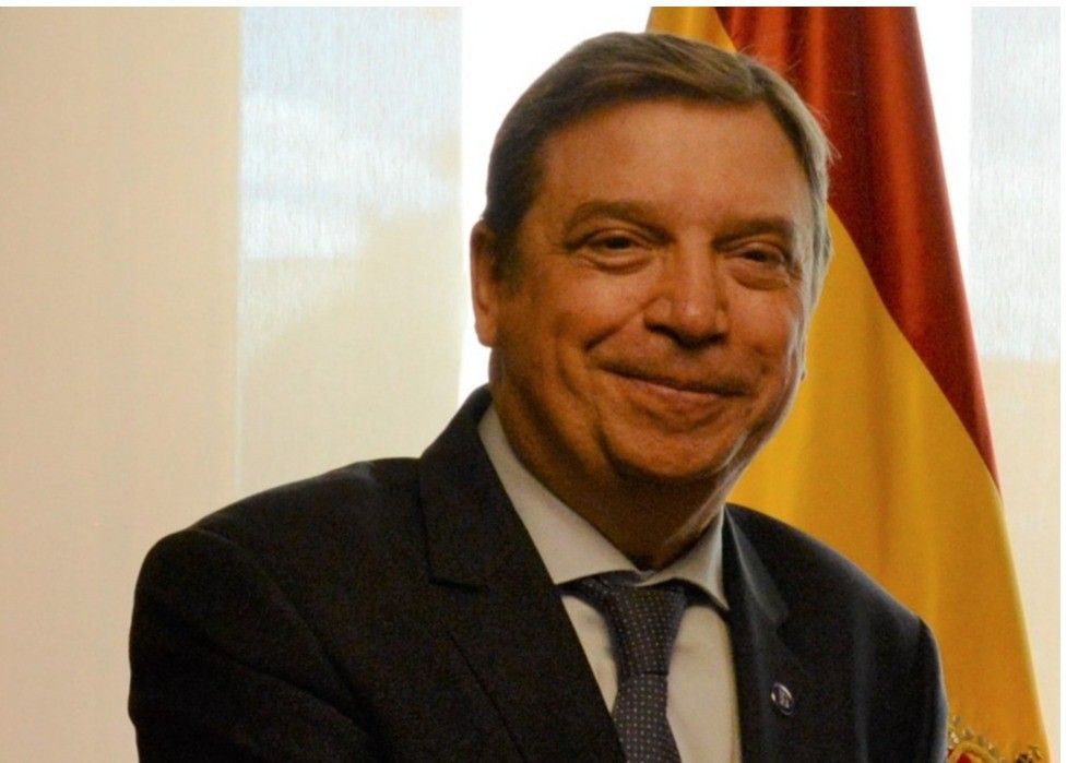 Luis Planas señala que el desarrollo de la Estrategia Nacional de Alimentación será prioritario en esta legislatura