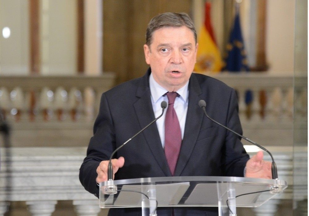 Luis Planas subraya el apoyo del Gobierno a la innovación y el conocimiento en el ámbito de la sanidad vegetal