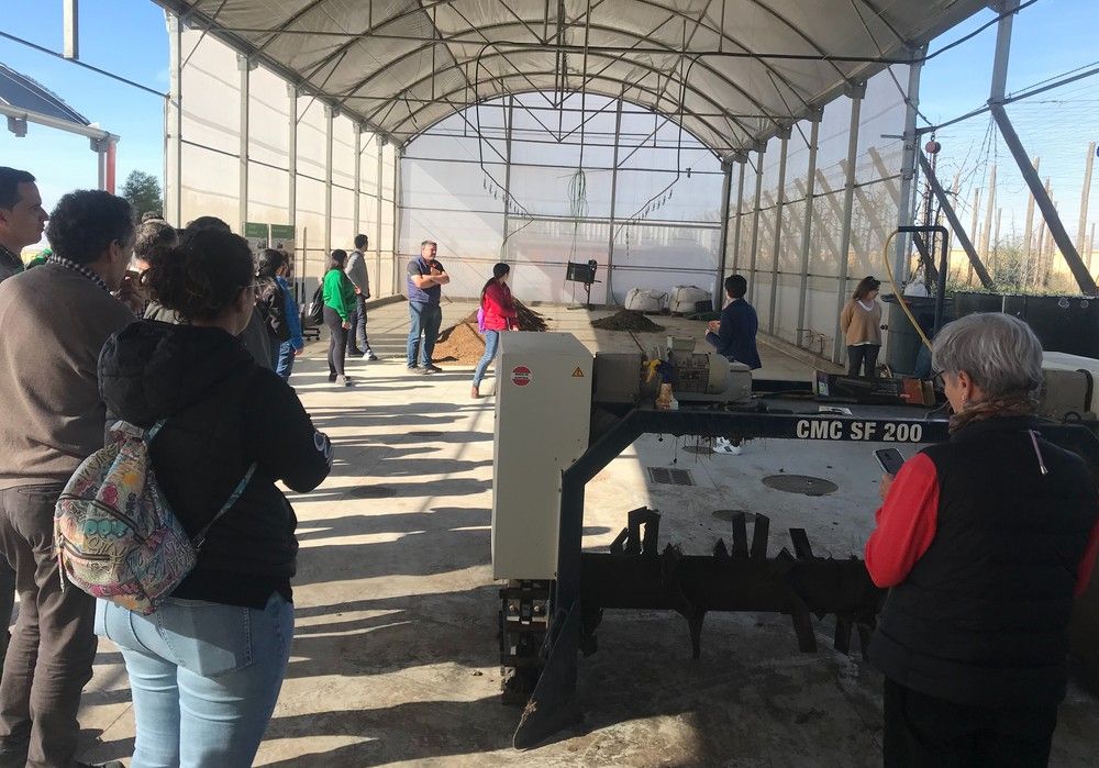 Grupo Agroponiente participa en una jornada sobre la confección del ‘té de compost’