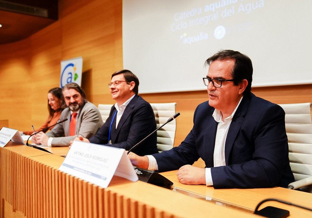 Las administraciones y la Cátedra Aqualia – UAL unen la gestión y la investigación en el Día Mundial del Agua