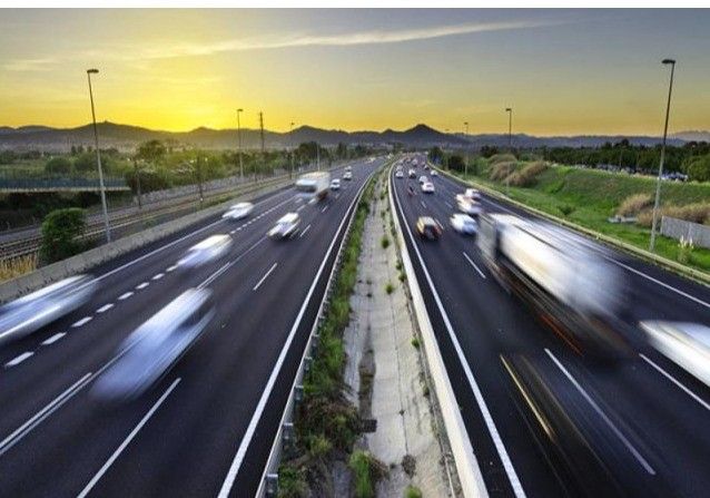 El camión se refuerza como el principal medio de transporte de la exportación de frutas y hortalizas, acaparando el 95,5%