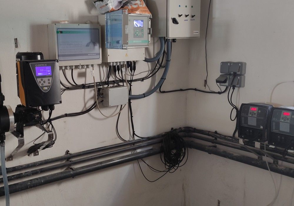 Dosificadora de control avanzado y Agitador de turbina, imbatibles en fertirrigación