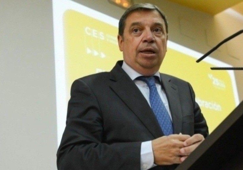 Luis Planas: 