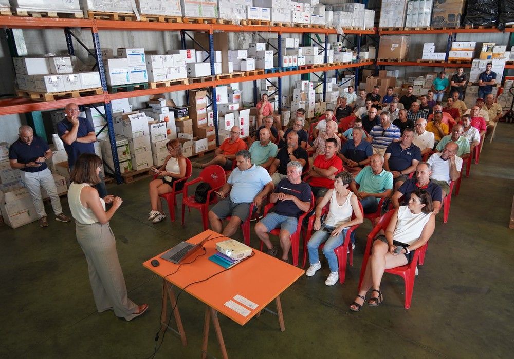 Bioline muestra en Fitosur a decenas de agricultores sus novedades en control biológico