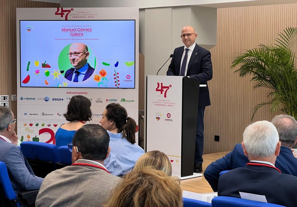 La Junta destaca el “músculo” de la agricultura e  industria auxiliar almerienses que generan 5.500 millones de €  anuales