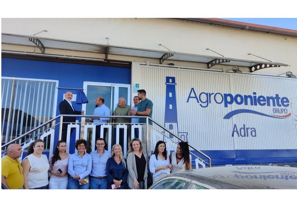 Grupo Agroponiente pone en marcha el almacén de confección de Adra, que se une a la subasta diaria en este nuevo centro logístico de la empresa