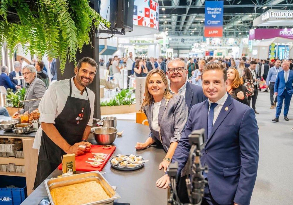 El Ayuntamiento de Roquetas de Mar acompaña a las empresas hortofrutícolas en Fruit Attraction 2024