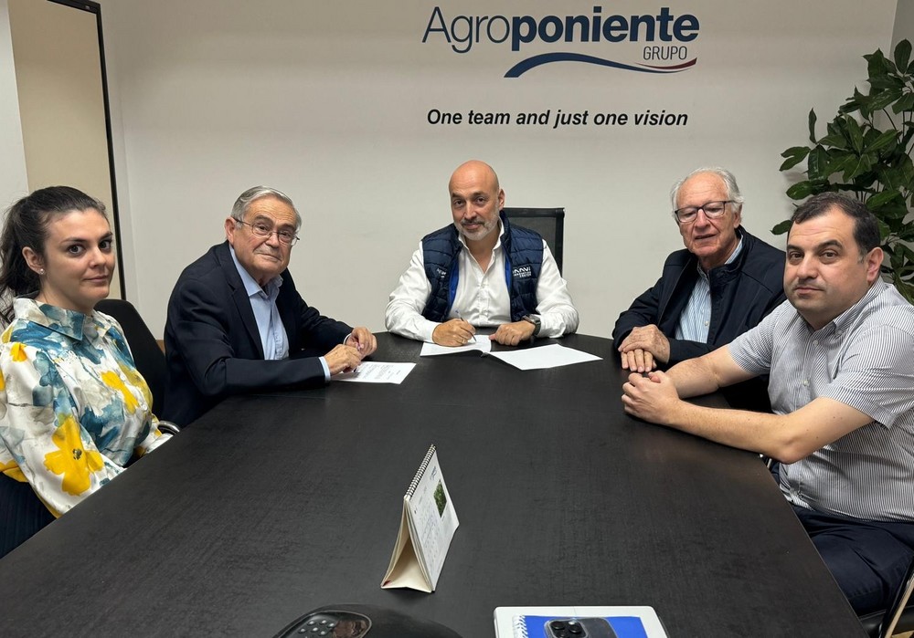 Grupo Agroponiente se adhiere a la Fundación Almería Tierra Abierta, a fin de colaborar en la integración de las personas llegadas a nuestra provincia