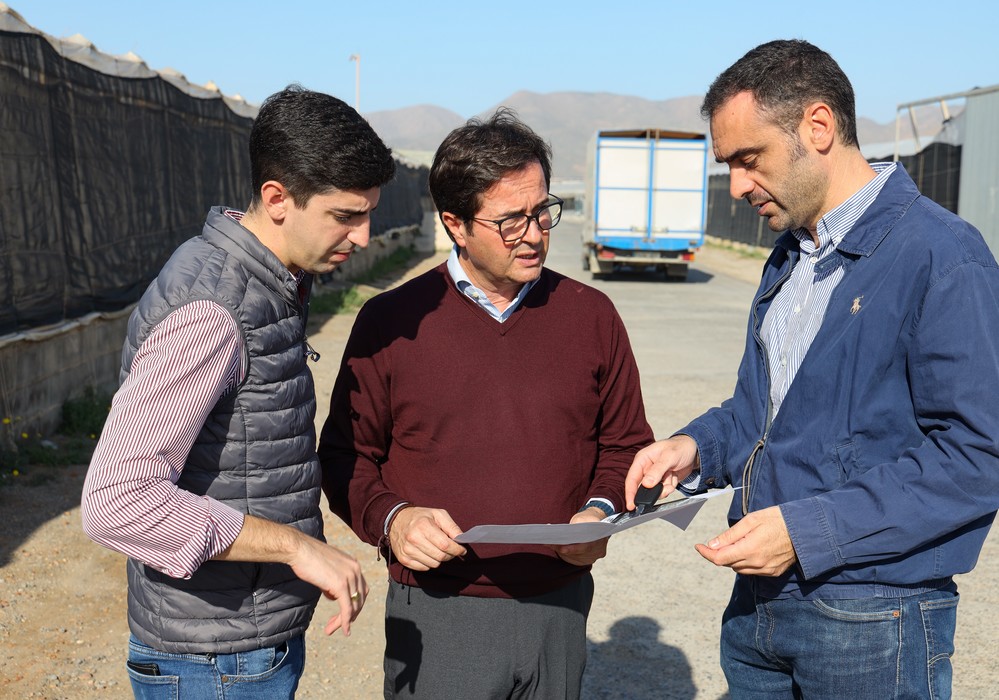 El Ayuntamiento ejidense continúa con la mejora y acondicionamiento de la red de caminos rurales