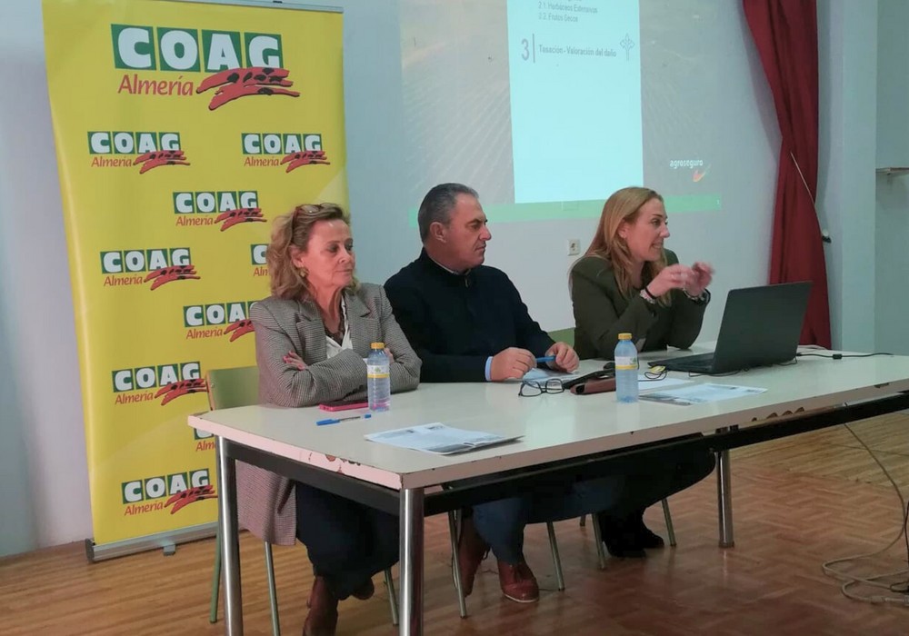 COAG celebra en Vélez-Rubio una jornada sobre los seguros agrarios de frutos secos y herbáceos