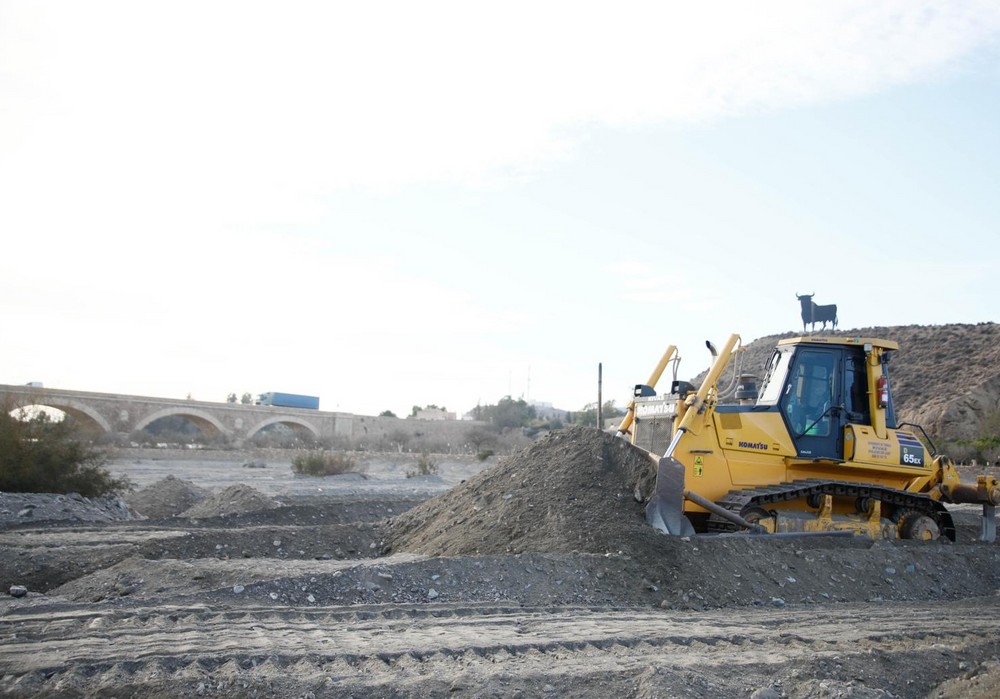 La Junta invierte en Almería 2,7 M€ en mejorar 17,5 km del cauce del Andarax a su paso por 5 municipios