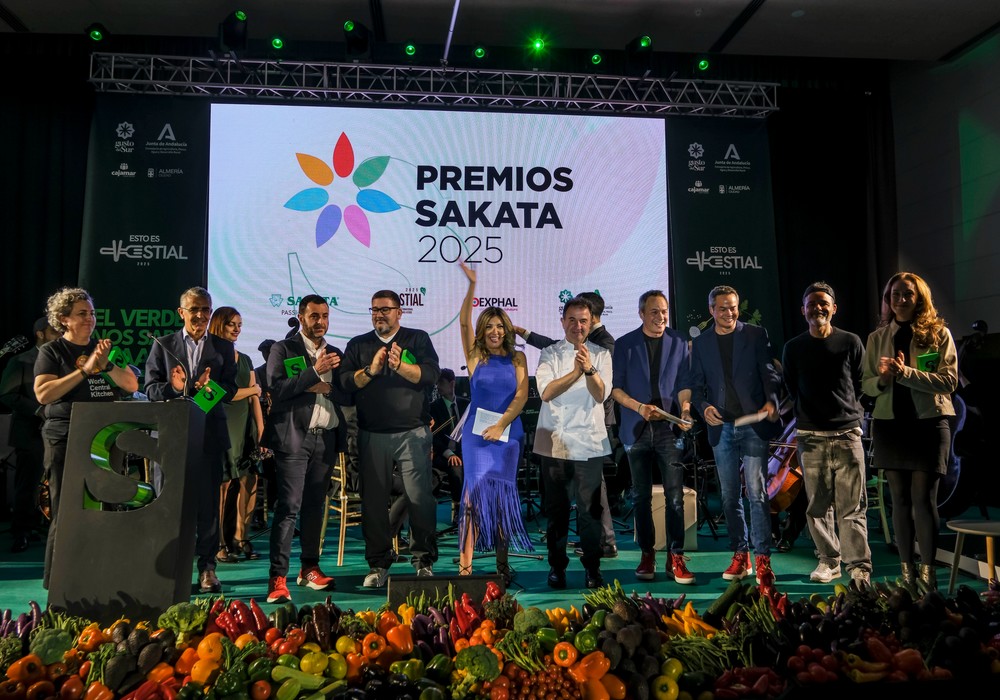 19 estrellas Michelin, periodistas, divulgadores y empresarios, las caras de los Premios Sakata más multitudinarios