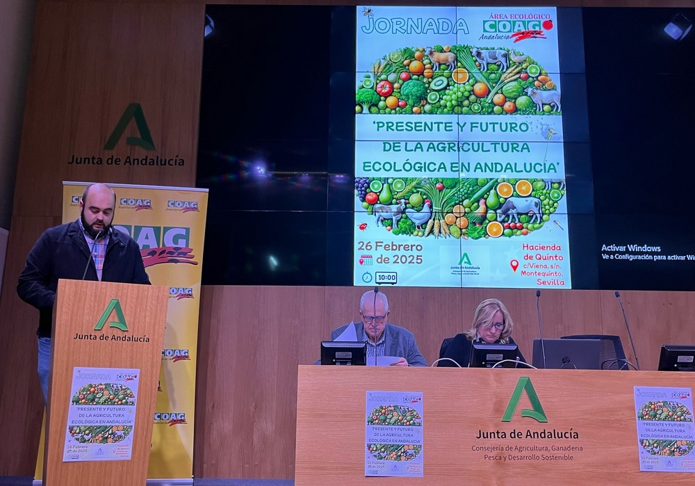 El sector ecológico de COAG Almería defiende la importancia del área en una exitosa Jornada  celebrada en Sevilla