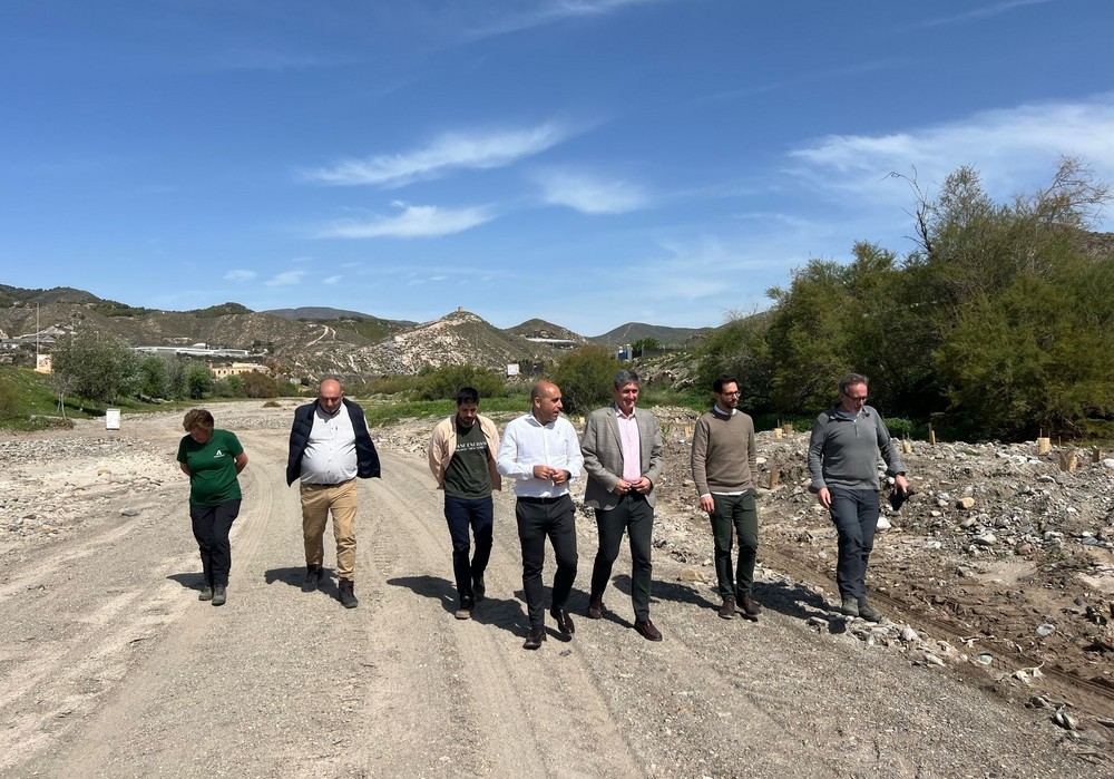 La Junta ultima los trabajos de restauración del río Adra con una inversión de 400.000 euros