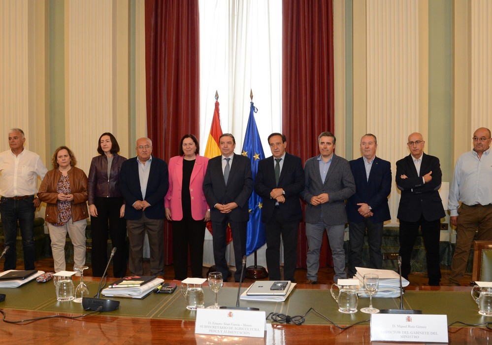 Planas traslada a las organizaciones la firme voluntad del Gobierno de defender los intereses de los productores en el actual contexto geopolítico