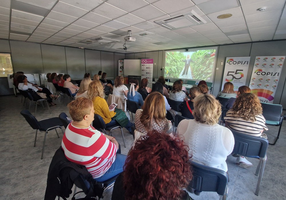 AMCAE- Andalucía presenta ‘La importancia de la mujer en el cooperativismo agroalimentario’ en El Ejido