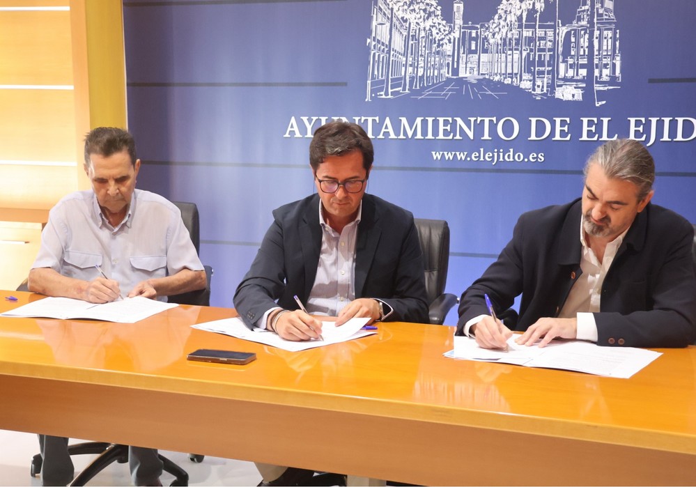 Un sistema piloto instalado en la EDAR de El Ejido probará nuevas formas de obtener agua regenerada con menos salinidad para la agricultura