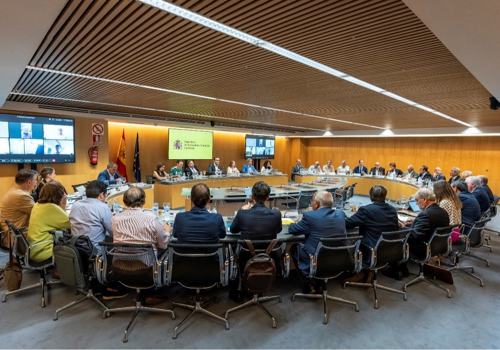 El Gobierno comparte con el sector agroalimentario información sobre el acuerdo comercial entre la Unión Europea y Estados Unidos